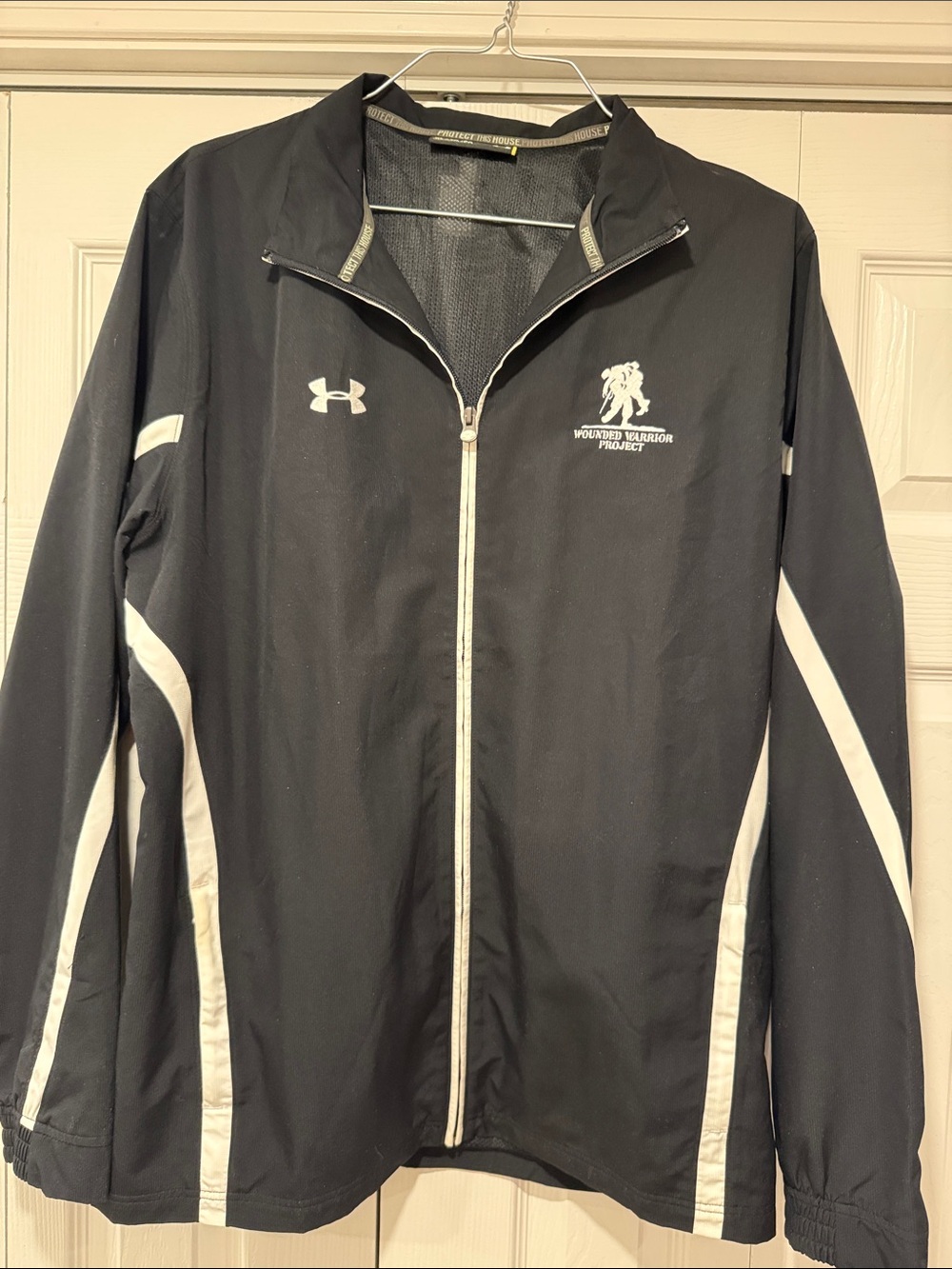 Under Armour Men’s Black and White Wounded Warrior Project Windbreaker Jacket